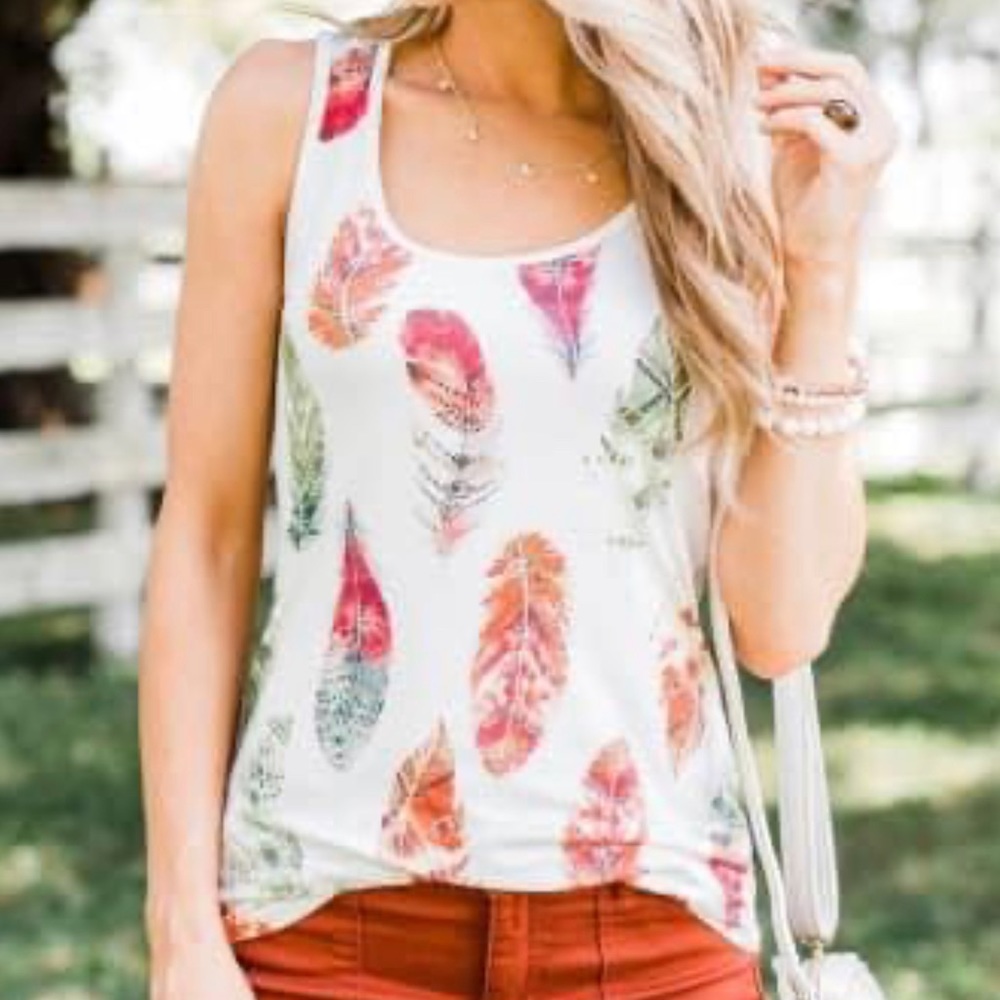 White tank top with colored feather designs new size small